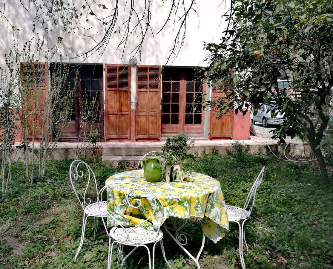 Joli Appartement Dans Villa Entre Nice Et L'Arriere Pays Castagniers Luaran gambar